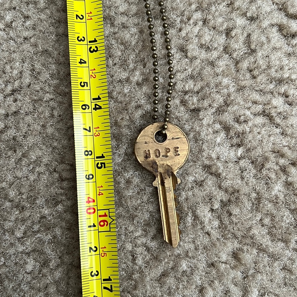 The Giving Keys necklace- Hope
